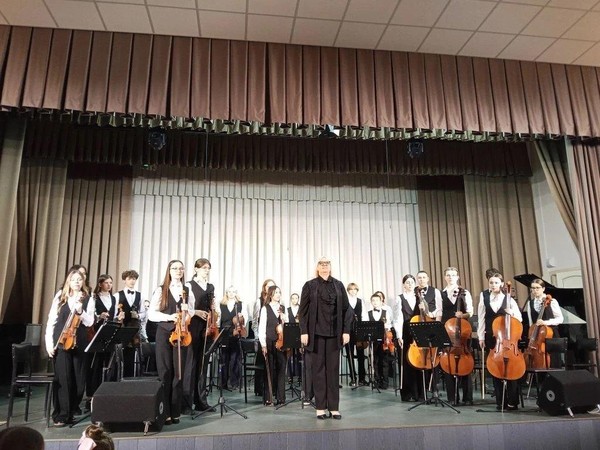 Концерт школьного оркестра «Симфония вселенной»