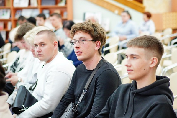 Лекция-встреча «Храним историю: об архивных документах и их значении»