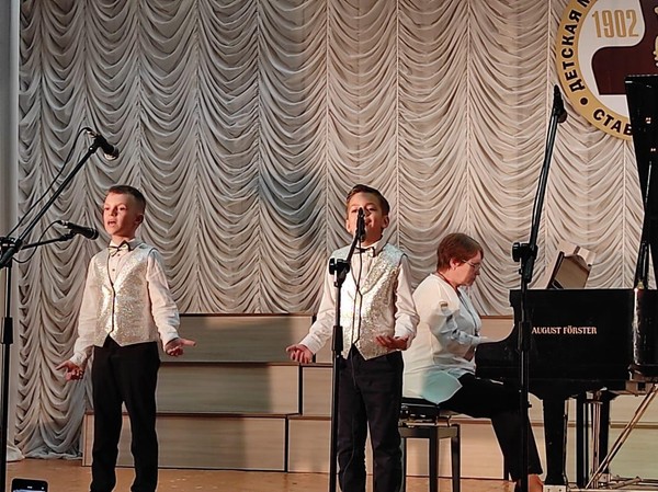 Концерт для школьников «В преддверии майских праздников»