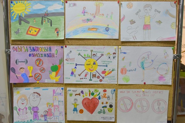 Выставка рисунков «Экология и технологии»