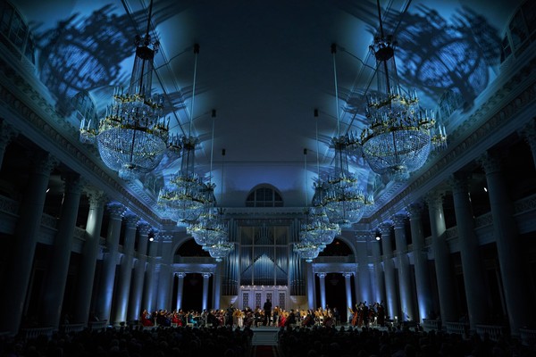 Голливуд в весеннем Петербурге