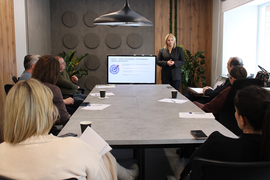 Бизнес-встреча: ДНК системного бизнеса: 10 элементов управления