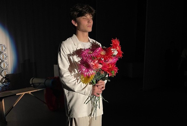 Спектакль «Зайчик хочет погулять»