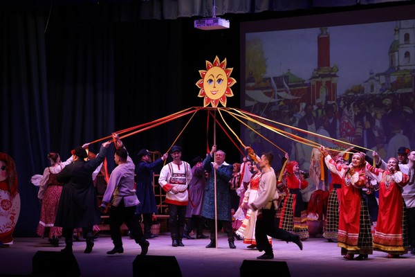 Музыкальный спектакль «Оскольская ярмарка. Торговый день на верхней площади»