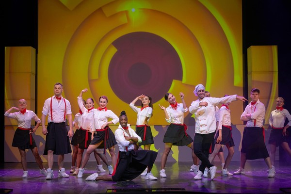 Шоу «Танцующие жизнь»