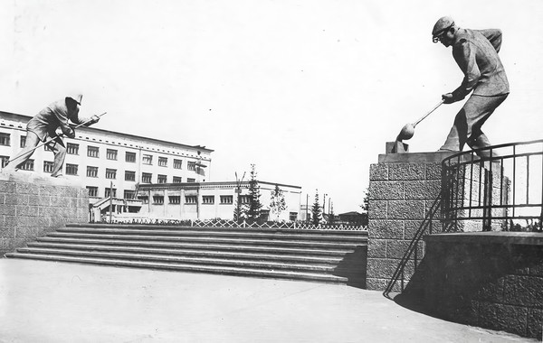 Лекция «Культурная жизнь Сталинска в годы войны»