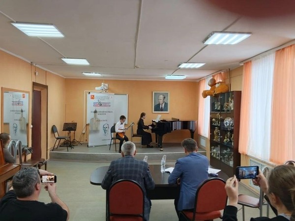 «Волшебные струны домры и балалайки»