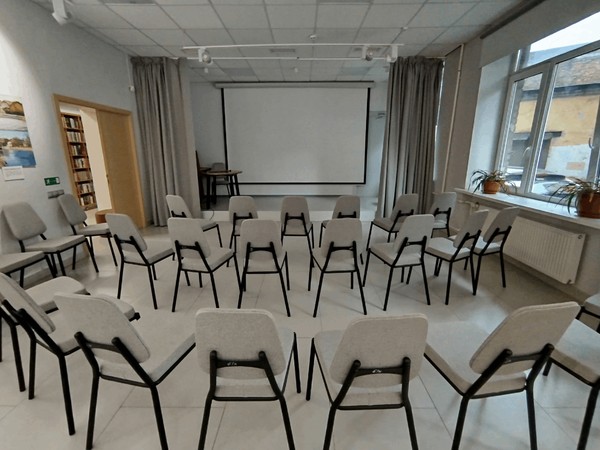 Спектакль «Кукольный дом»