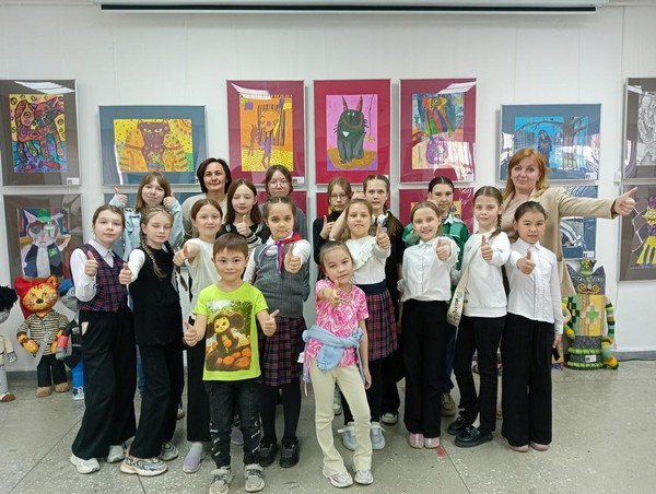 Экскурсия по выставке «Котовасия»