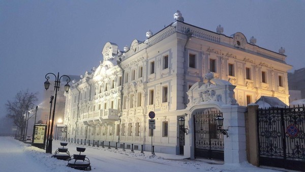 Экскурсия «Городские истории и легенды в доме за миллион»