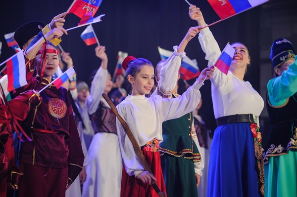 Познавательная программа «Живая нить традиций»