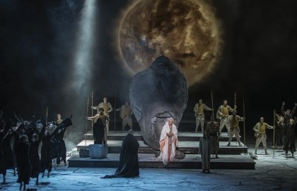 Максим Аверин