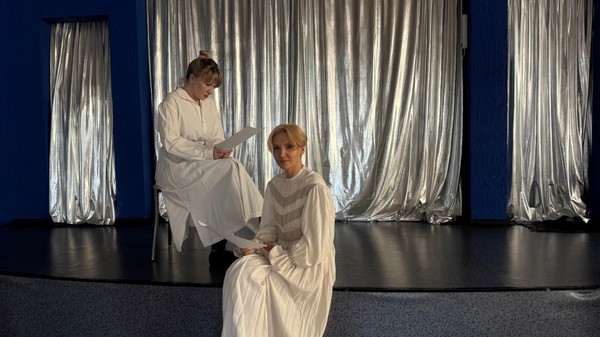 Спектакль «Семью восемь»