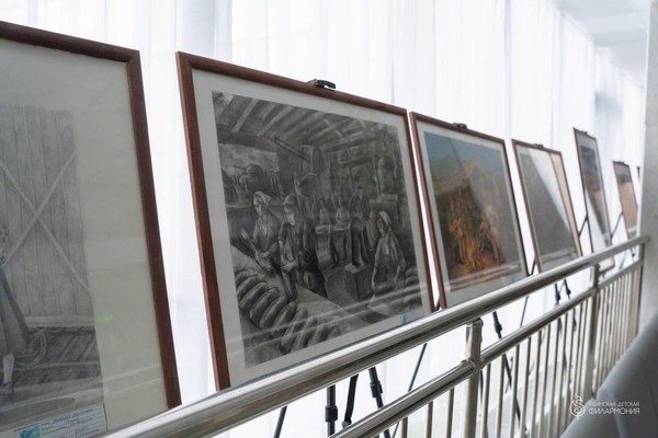 Выставка рисунков«Чтобы помнили»