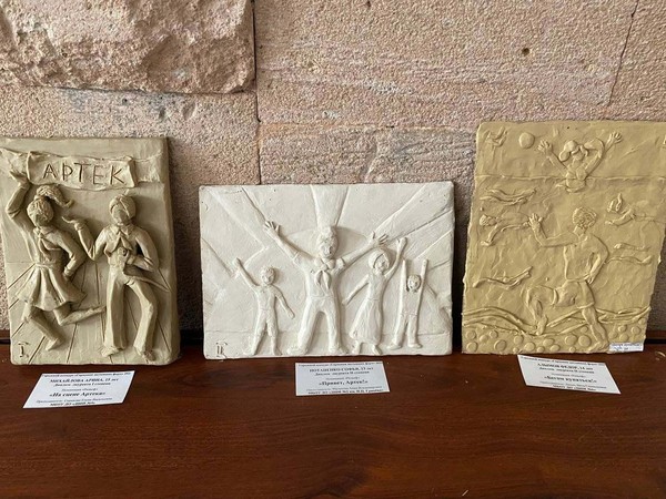 Открытие выставки победителей Городского конкурса скульптуры <Гармония застывших форм>