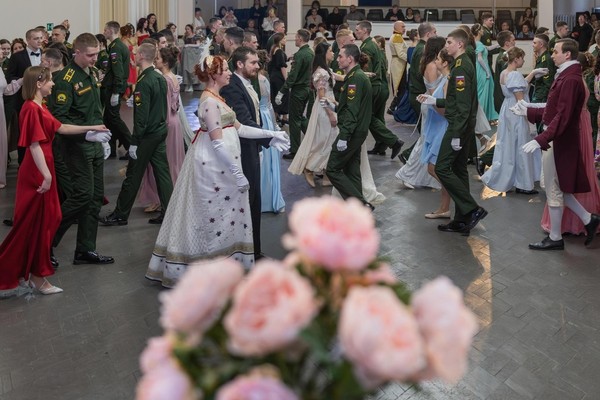 Танцевальный вечер «Весенний бал»