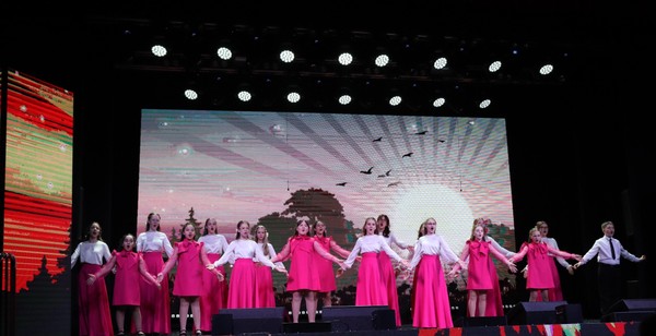 Концертная программа «Вместе – сильнее»