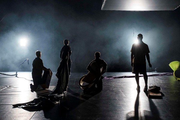 Спектакль «Жизнь – искусство»