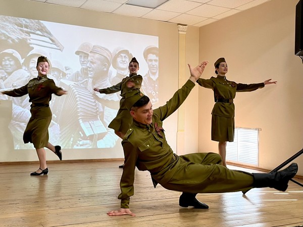 Программа «Песни, опаленные войной»
