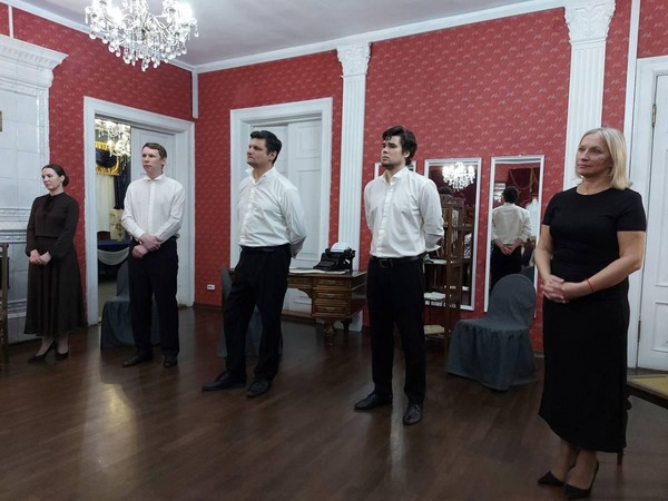 Литературный салон «Ваши строки живут: молодые, горячие, цельные!..»