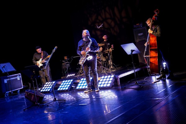 Концерт электронной музыки ансамбля «Джаз-бенд»