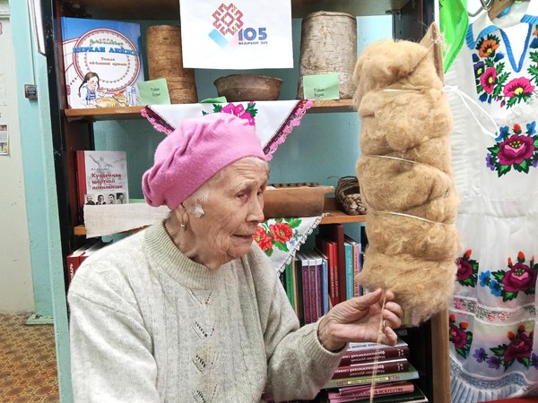 Познавательный час «Коренные малочисленные народы России»