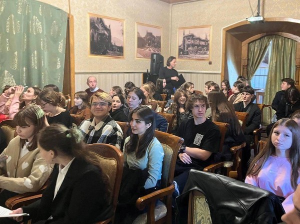 «Творчество Беллы Ахмадулиной»