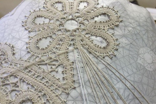 Беседа «Кружевоплетение на коклюшках»