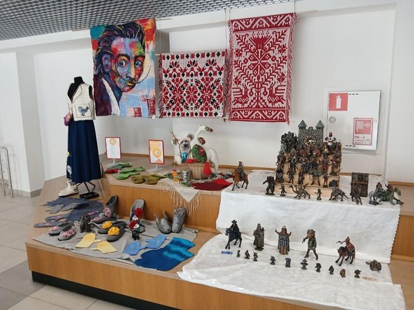 Открытие выставки «Магия творчества: Солнечная шерсть и Волшебный клубок»