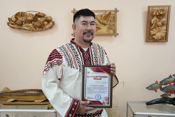 Персональная выставка Ризабека Байтуменова