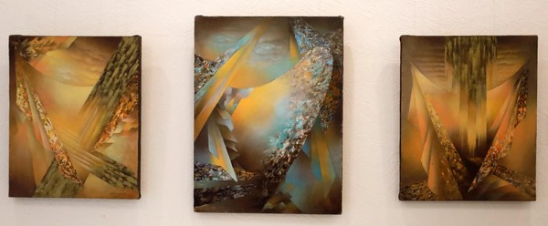 Ольга ЗЫРЯНОВА «По капле собирая свет…»