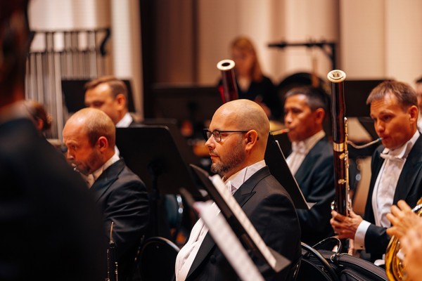 Тюменский филармоническй оркестр. Дирижёр Алессандро д’Агостини