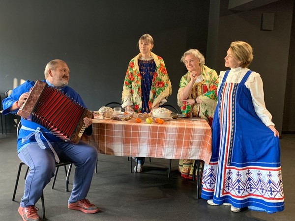 Спектакль «Баба Шанель»