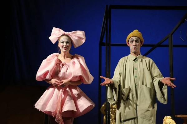 Спектакль «Квадратура круга»