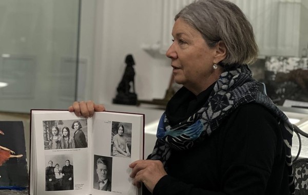 Танцовщица с 3-ей линии В.О.. Габриэла Комлева