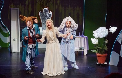 Алиса в Стране чудес