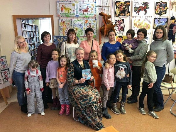 Литературная гостиная «Поэты мира для детей о дружбе и мужестве»