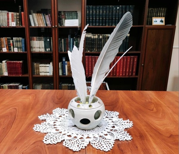 «Пишем пером»