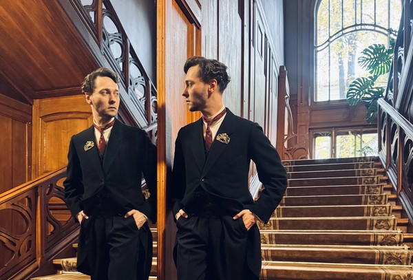 Денди. Тело в рамках