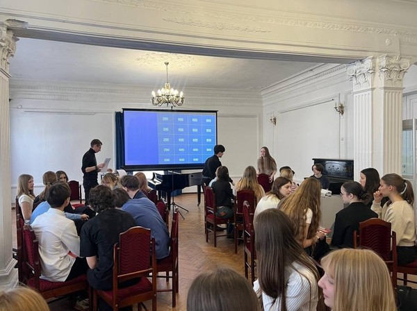 Интеллектуальная викторина «Космический вызов»