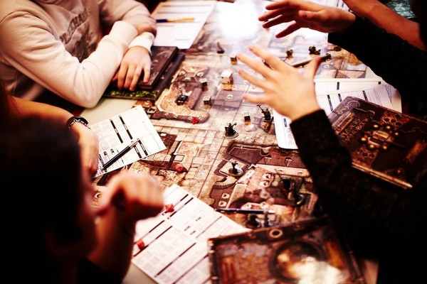 Клуб настольных игр на английском языке для взрослых