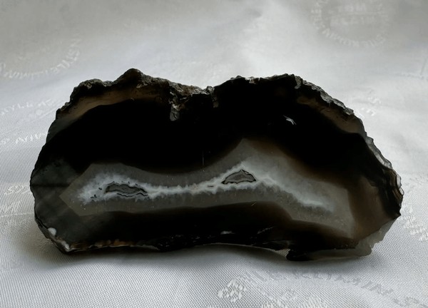 Выставка минералов из частной коллекции Владимира Хмелёва «Гемма»