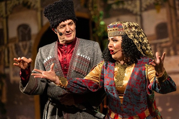 Спектакль «Ханума»