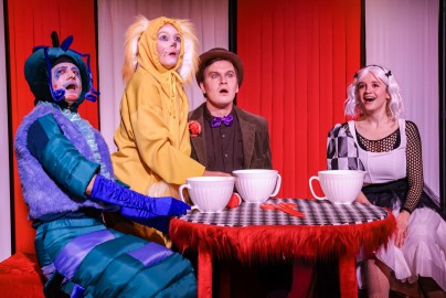 Алиса в стране чудес (на английском языке)