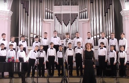 Поют мальчишки