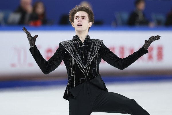 Показательные выступления звёзд Олимпийских игр