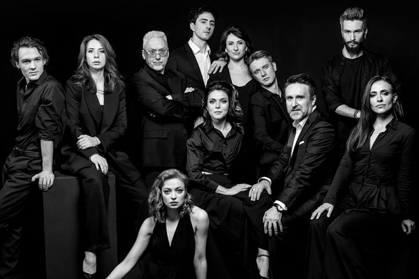 Закрой глаза и смотри