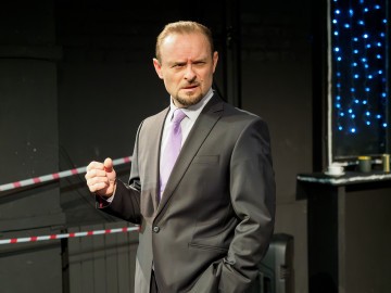 Миленькие мои, или Кто писает в лифте?