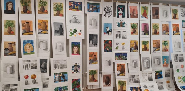 Выставка «Жизнь–творчество, творчество–жизнь»