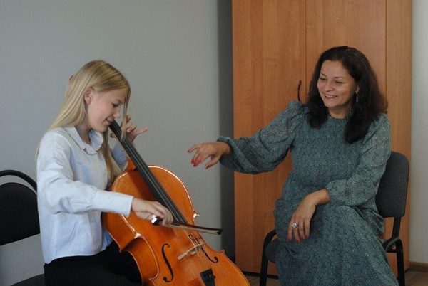 Мастер-класс по игре на виолончели